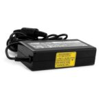 LAPTOP ADAPTER – 20V / 2A